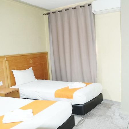 בני מלאל Hotel Golden Flora מראה חיצוני תמונה